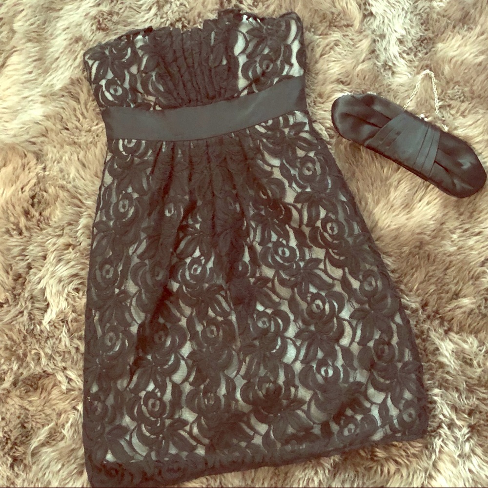 Cocktail lace overlay dress
